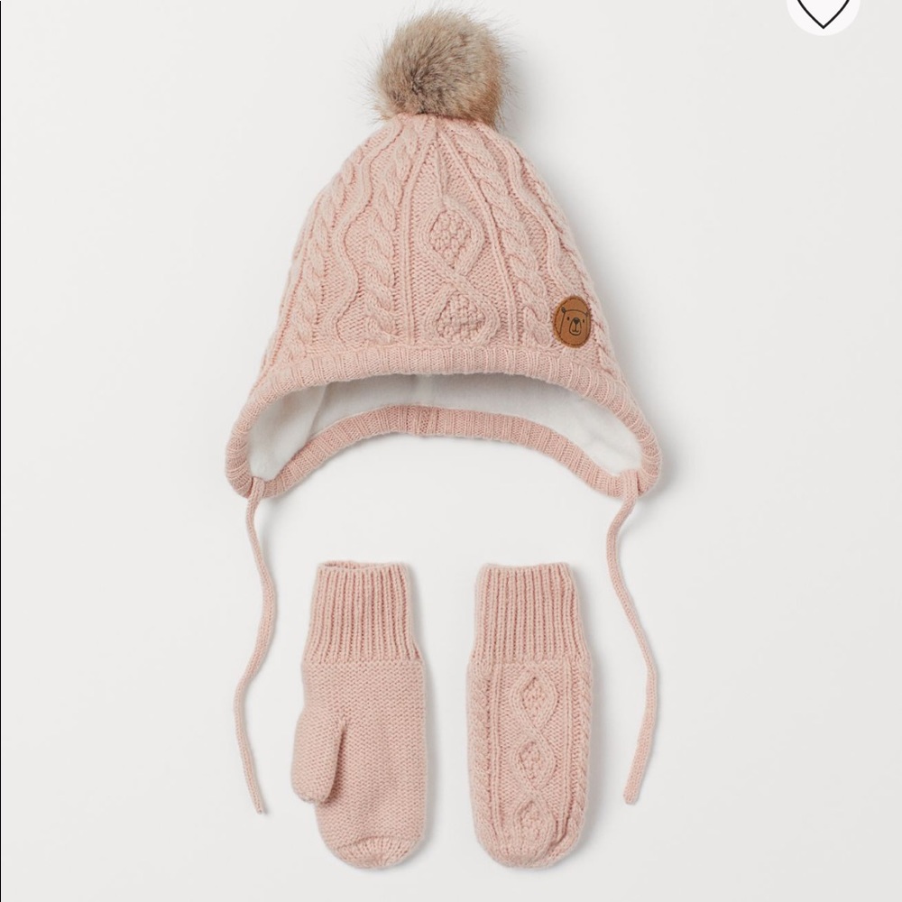 Winter hat and mittens set